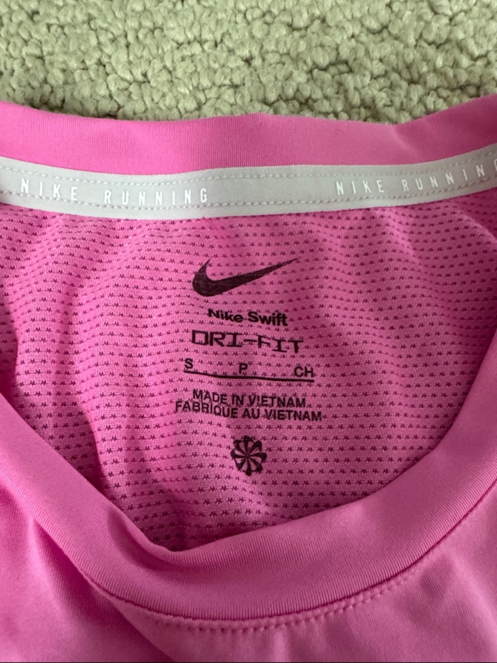 Nike Women’s Bright Pink Athletic Tank Top - Picture 2 of 4